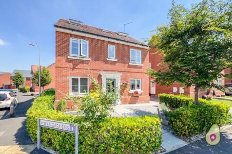 5 bedroom detached house for sale