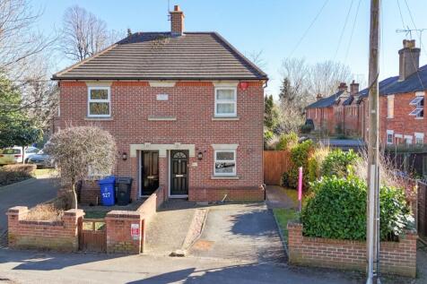 2 bedroom semi-detached house for sale