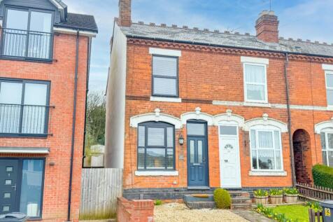 2 bedroom end of terrace house for sale