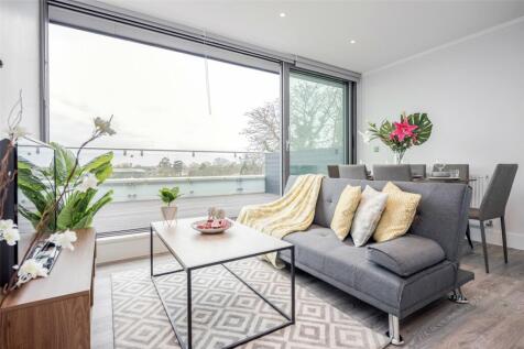 Dudley House, The Grove, Isleworth... 3 bed apartment for sale