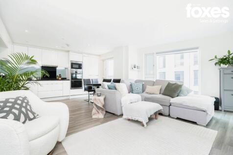 2 bedroom apartment for sale