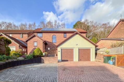 Silver Birch Close, Caerleon, NP18 4 bed detached house for sale