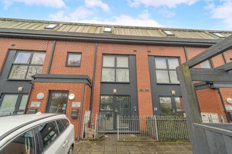 Rodney Road, Newport, NP19 2 bed flat for sale