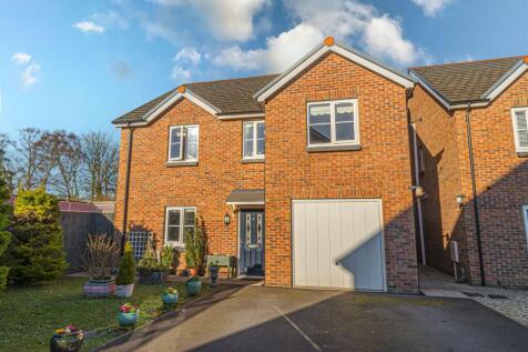 Tadia Way, Caerleon, NP18 4 bed detached house for sale