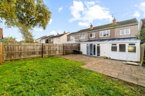 St. Marys Crescent, Rogiet, NP26 5 bed semi