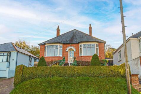 Caerleon Road, Newport, NP19 3 bed detached bungalow for sale