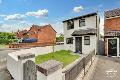 3 bedroom detached house for sale