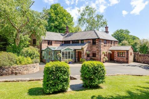 5 bedroom detached house for sale