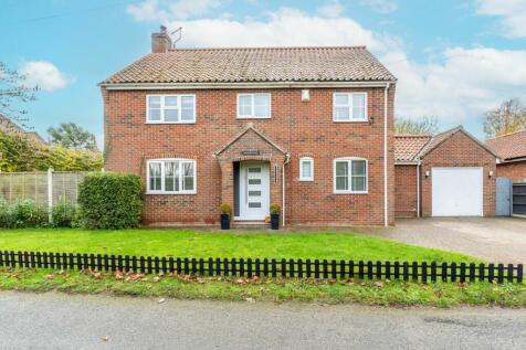 4 bedroom detached house for sale