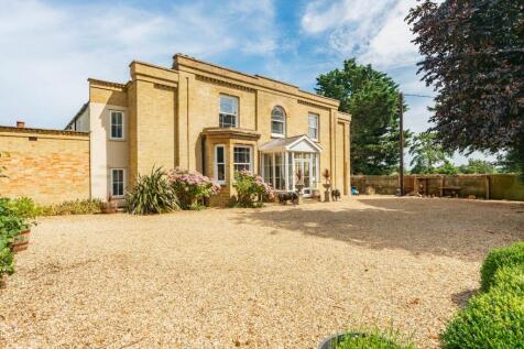 Lynn Road, East Winch 5 bed detached house for sale