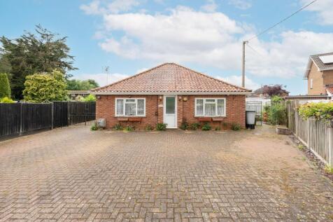 3 bedroom detached bungalow for sale