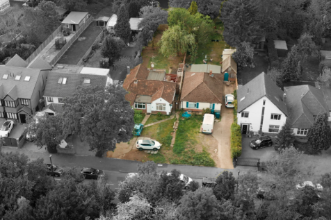 Tentelow Lane, Southall, Greater... 4 bed bungalow for sale