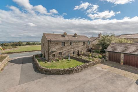 Lower Whiteshaw Mews, Denholme... 3 bed end of terrace house for sale