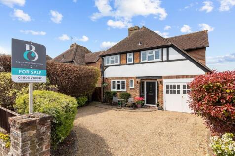 Sea Road, East Preston, BN16 4 bed detached house for sale