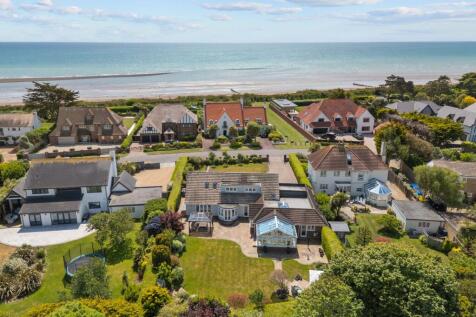 Tamarisk Way, East Preston, BN16 3 bed detached house for sale