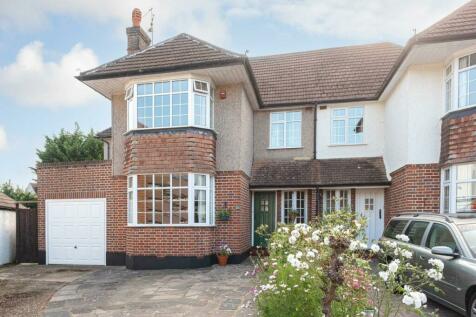 4 bedroom semi-detached house for sale