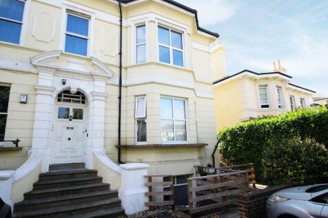Beulah Road, Tunbridge Wells 2 bed flat for sale