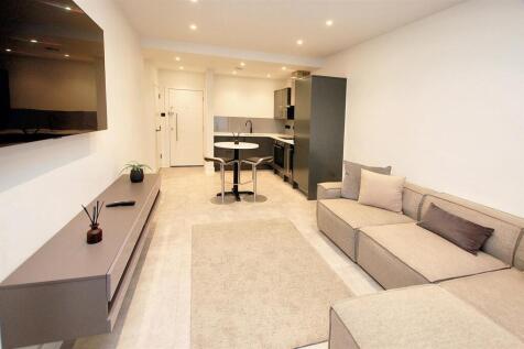 Lyons Crescent, Tonbridge 1 bed flat for sale
