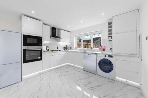 Thames Road, Tonbridge 3 bed terraced house for sale
