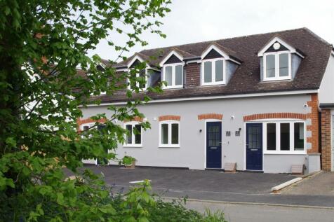 2 bedroom semi-detached house for sale