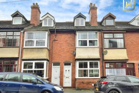 4 bedroom town house for sale