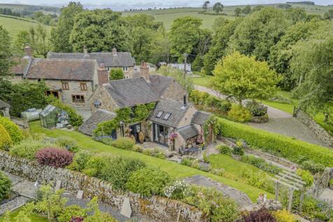 2 bedroom cottage for sale
