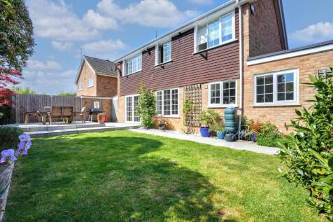 Pear Tree Lane, Loose, ME15 4 bed detached house for sale