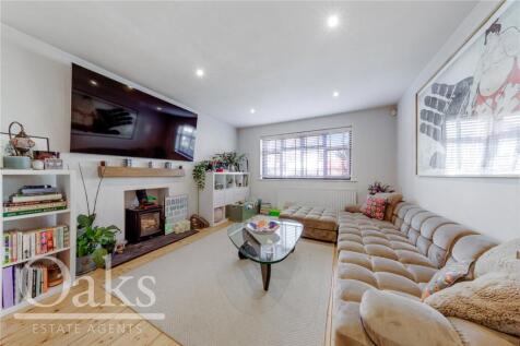 Woodside Green, South Norwood 2 bed apartment for sale