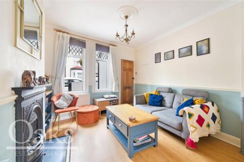 Stroud Road, South Norwood 2 bed terraced house for sale