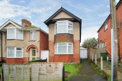 Sirdar Road, Southampton SO17 3 bed detached house for sale