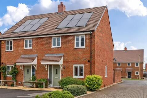 2 bedroom semi-detached house for sale