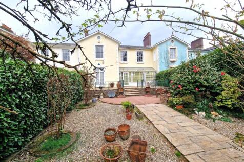 Plymouth Road, Tavistock 5 bed townhouse for sale