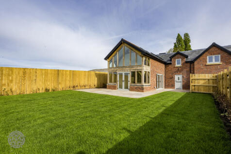 Kenyon Lane, Lowton, Warrington... 4 bed semi