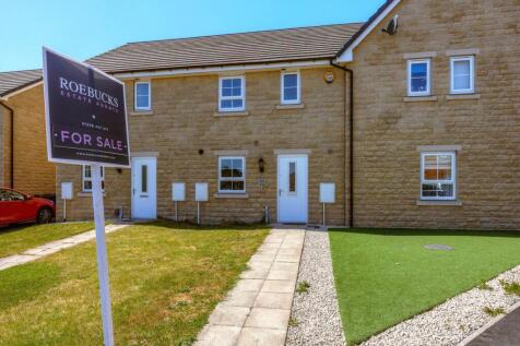 3 bedroom town house for sale