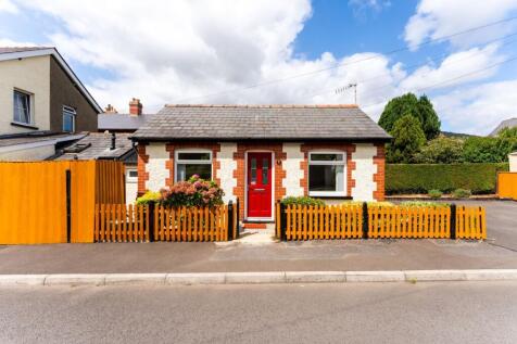 1 bedroom bungalow for sale