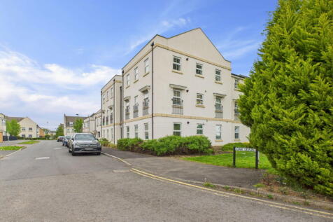 Oak Leaze, Bristol BS34 2 bed flat for sale