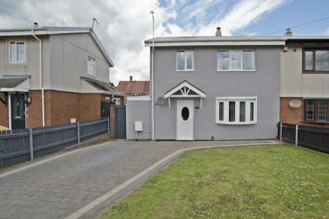 3 bedroom semi-detached house for sale