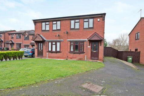 2 bedroom semi-detached house for sale