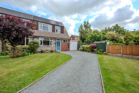 3 bedroom semi-detached house for sale