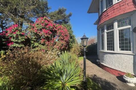 Middle Road, Ravenhill, Swansea, SA5 5DH 3 bed detached house for sale