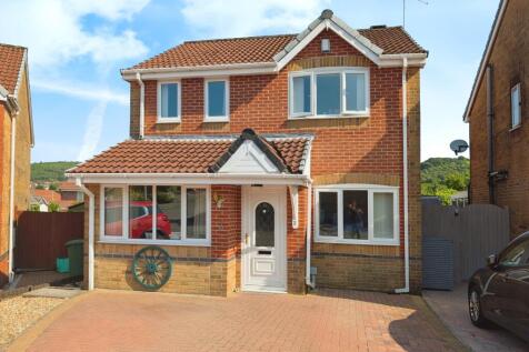 Heol Tyddyn, Caerphilly 3 bed detached house for sale