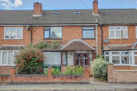 4 bedroom terraced house for sale