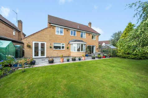 5 bedroom detached house for sale