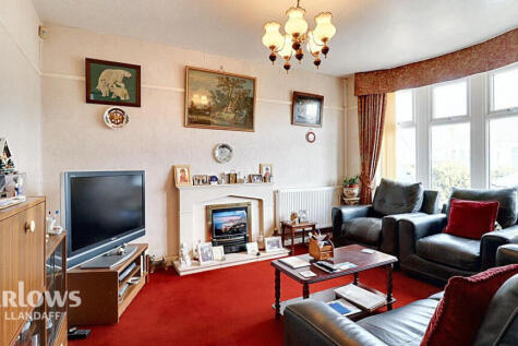 Clas Isan, Cardiff 3 bed detached bungalow for sale
