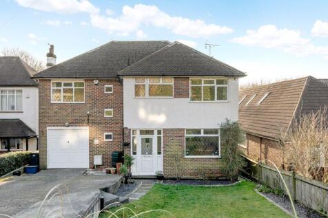 Coulsdon Road, Coulsdon CR5 5 bed detached house for sale
