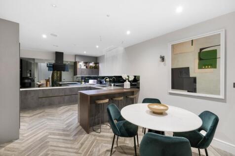 1 bedroom terraced house for sale