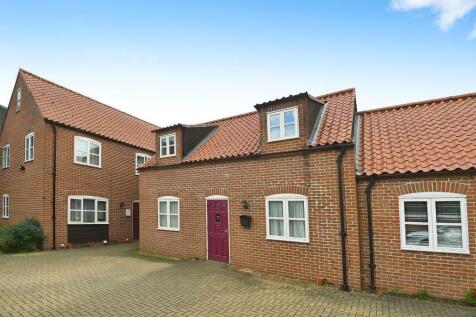 Granary Court, North End, Wisbech... 3 bed terraced house for sale