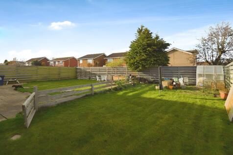 Strawberry Close, Wisbech... 3 bed detached house for sale