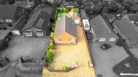 3 bedroom detached bungalow for sale