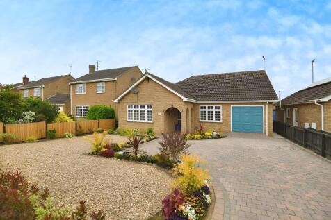 Blackbear Lane, Walsoken, Wisbech... 2 bed detached bungalow for sale